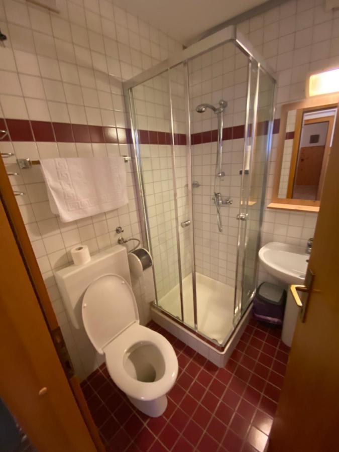 לוג פוד מנגרטום Encijan Apartments מראה חיצוני תמונה