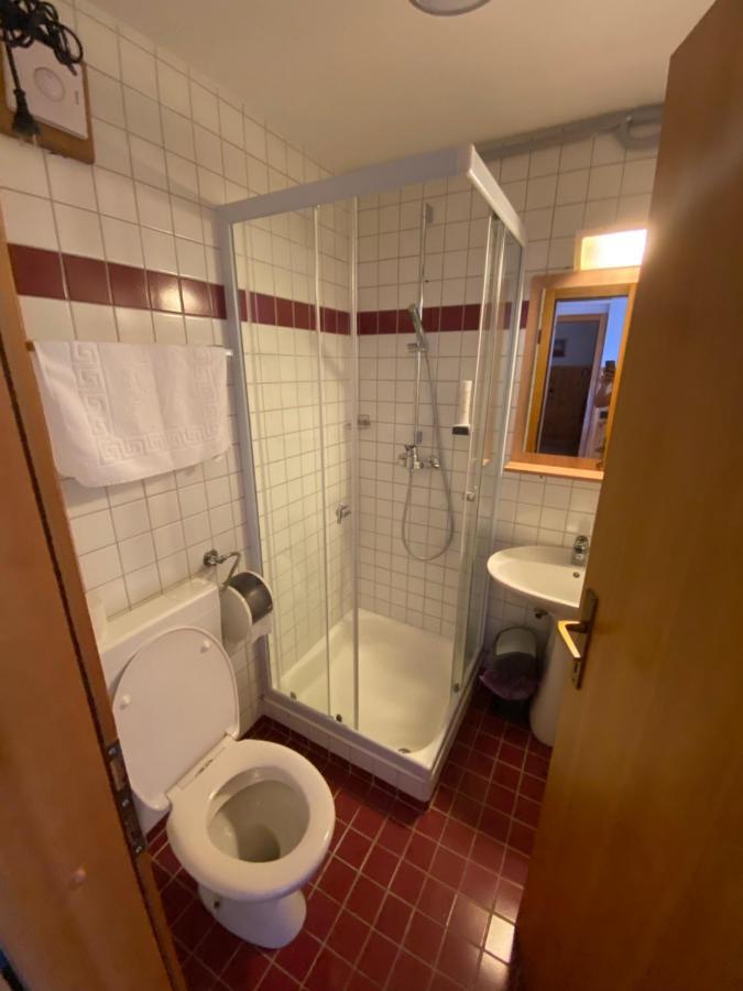 לוג פוד מנגרטום Encijan Apartments מראה חיצוני תמונה